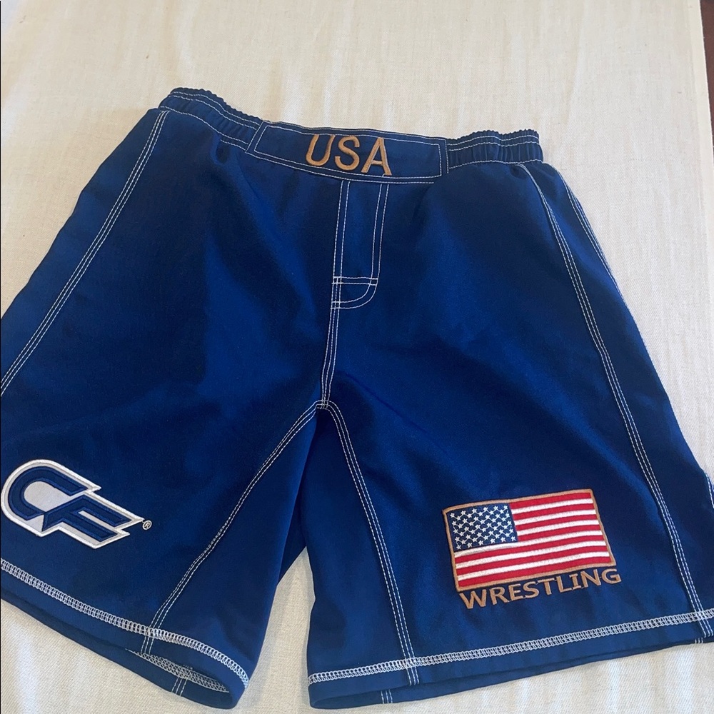30157 Cage Fighter Boys Sz. Small Shorts